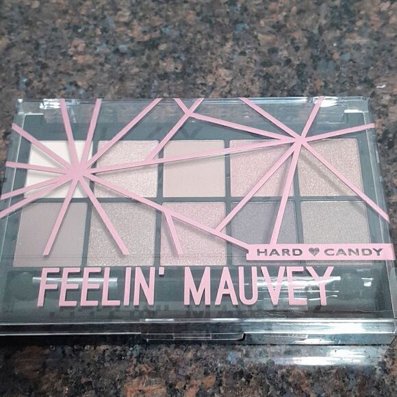 Bumble and Bumble Invisable Oil...and Free Hard Candy "Feelin' Mauvy" Shadow. - Picture 3 of 6